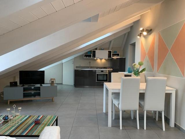 Mansarda Amore Apartman Cannobio Kültér fotó